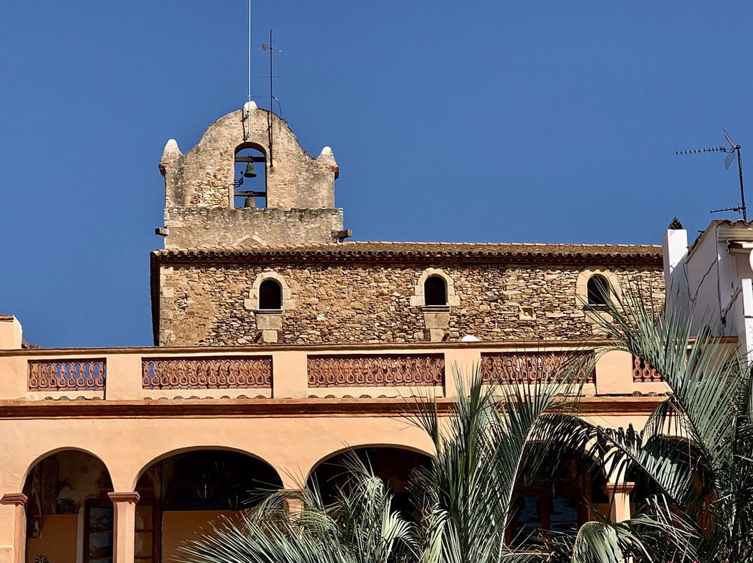 Parroquia de Sant Pere i Santa Reparada景点图片