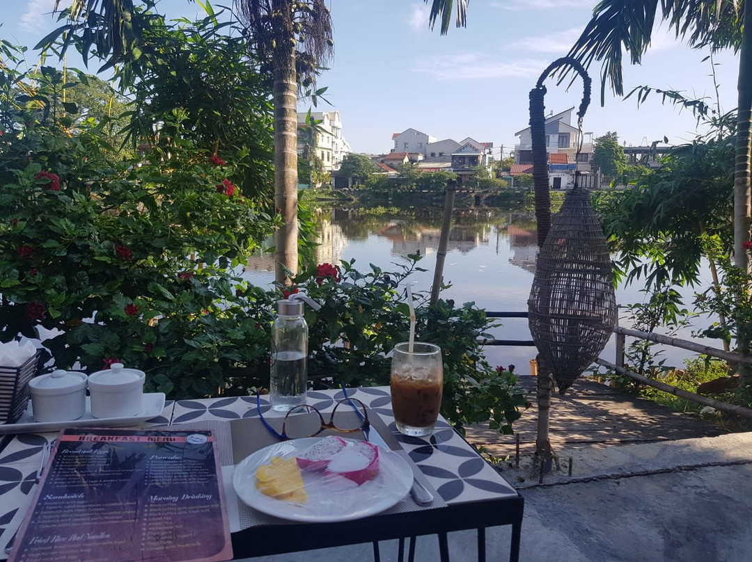 Hue Riverside Villa主图