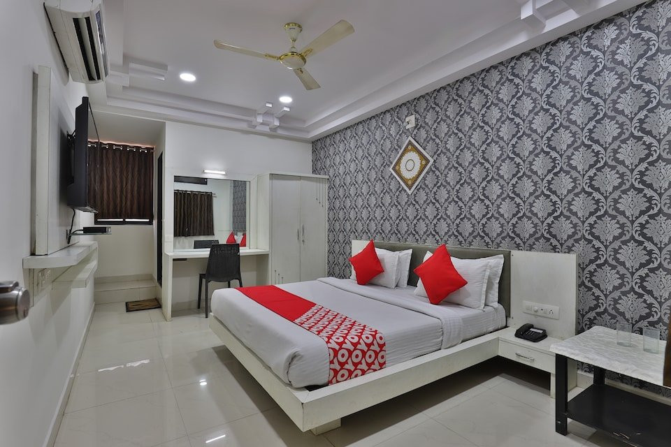 OYO 28441 Hotel Ashirwad主图