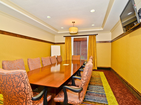 Holiday Inn Express & Suites Williston By IHG主图