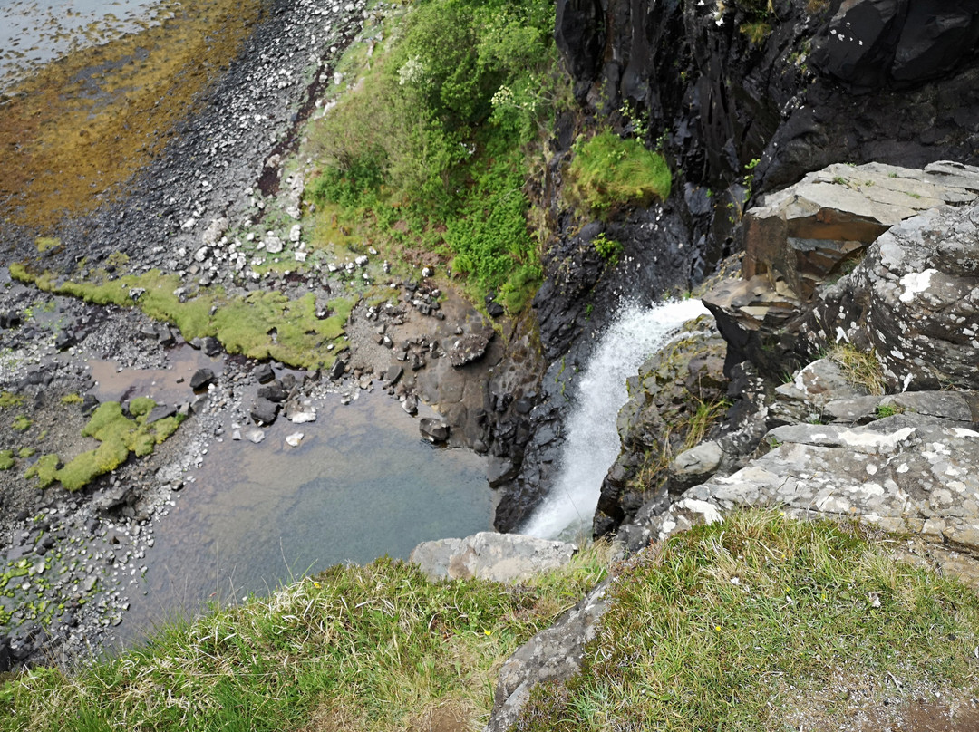 Eas Fors Waterfall-马尔岛必去景点