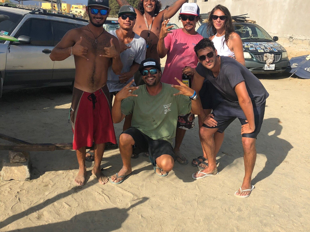 West Side Surf School-托多斯桑托斯必去景点