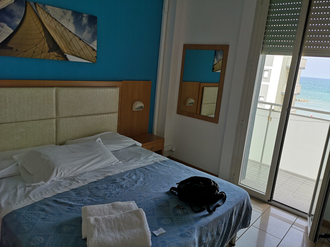 Amadei Hotel Figaro & Apartments主图