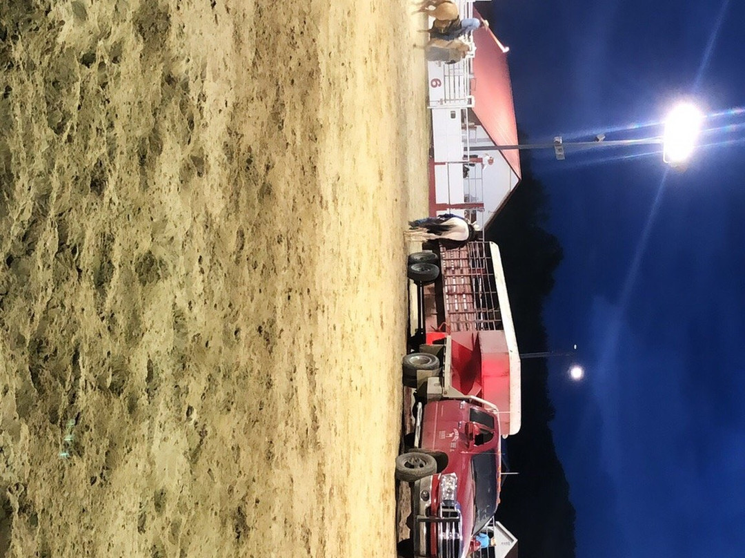 Pond Hill Ranch and Pro Rodeo-Castleton必去景点