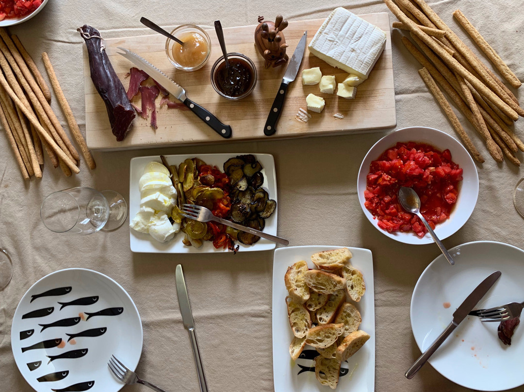 Travel Langhe  Wine Tours-Neive必去景点