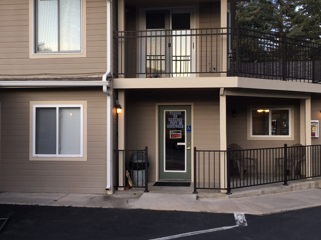 Lakeside Motel主图