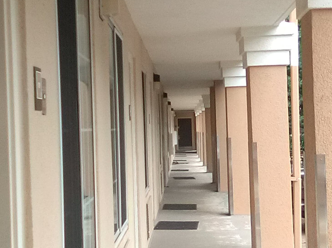 Hometowne Studios By Red Roof Chantilly主图