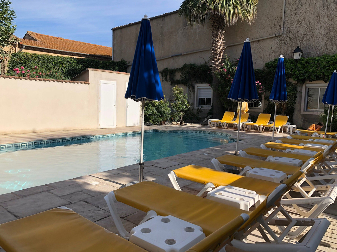 Logis Hôtel Résidence主图