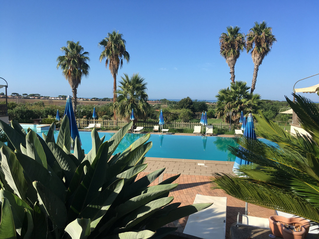 Marina di Ardea酒店住宿-Corte in Fiore
