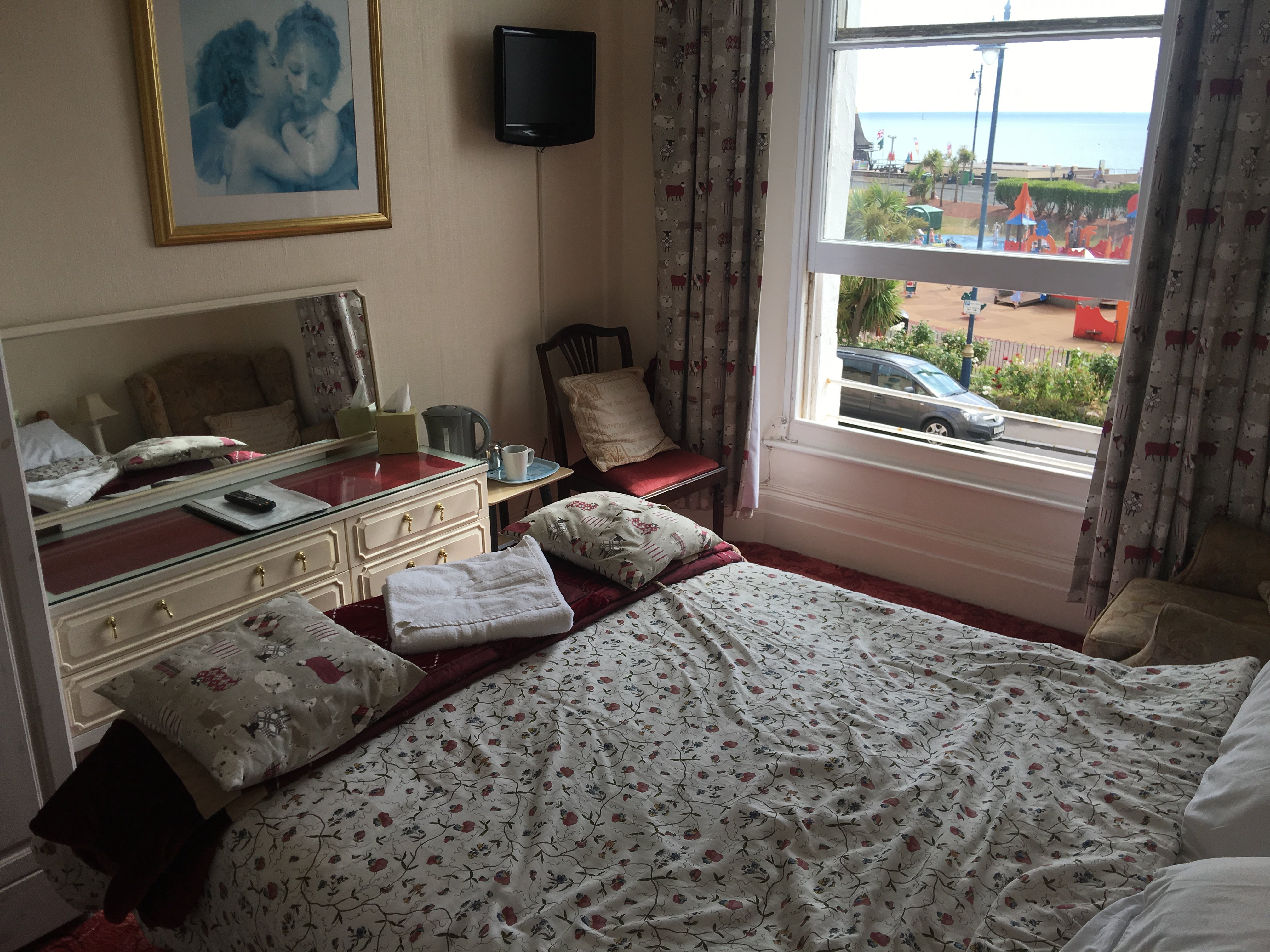 The Lynton, Teignmouth-官方