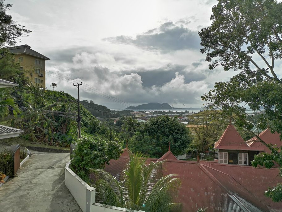 山顶精品酒店主图