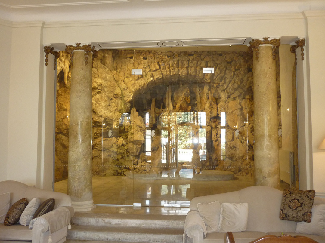 Hotel Bellevue主图