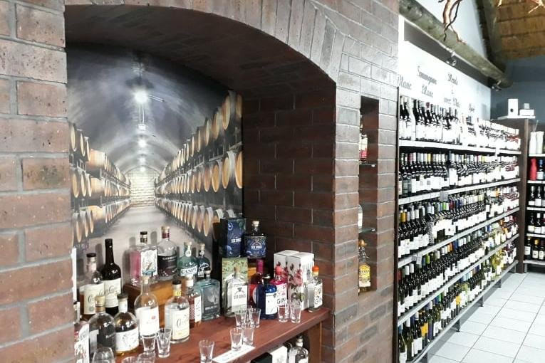 Stilbaai Kelders-斯特尔拜必去景点