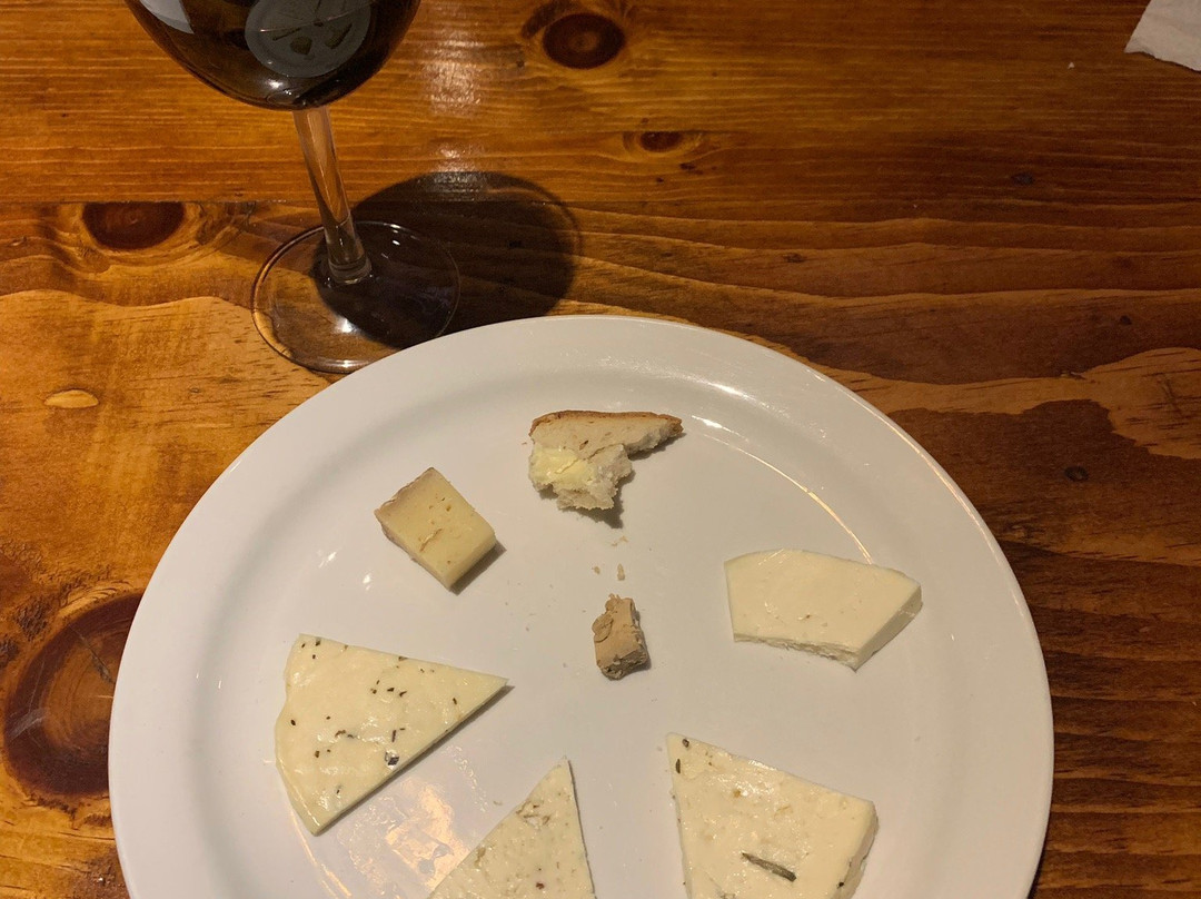 La Cava de Marcelo-恩塞纳达必去景点