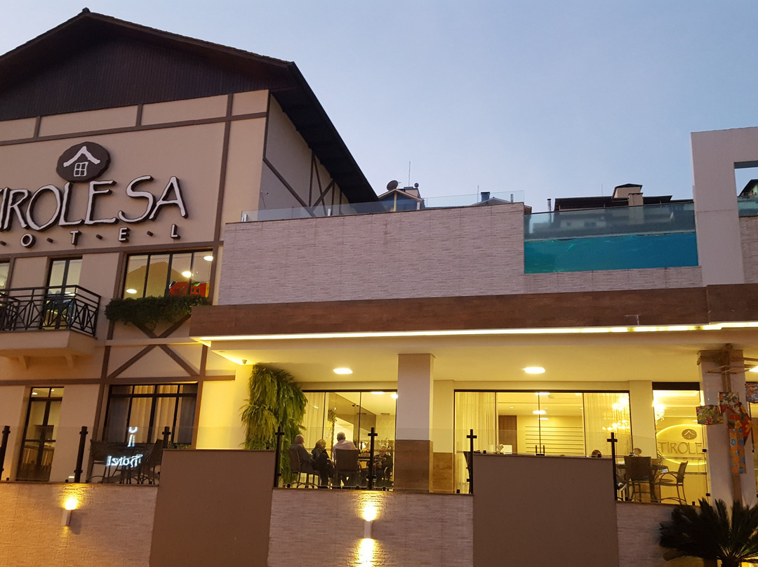 Hotel Tirolesa主图
