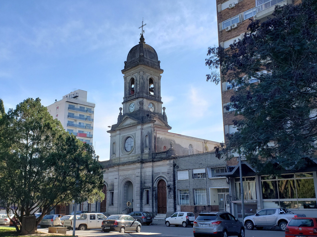 Parroquia de la Inmaculada Concepcion-Rivera必去景点