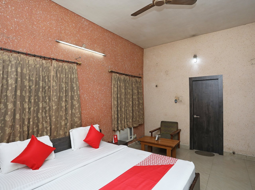 OYO 22625 Hotel Kuber主图