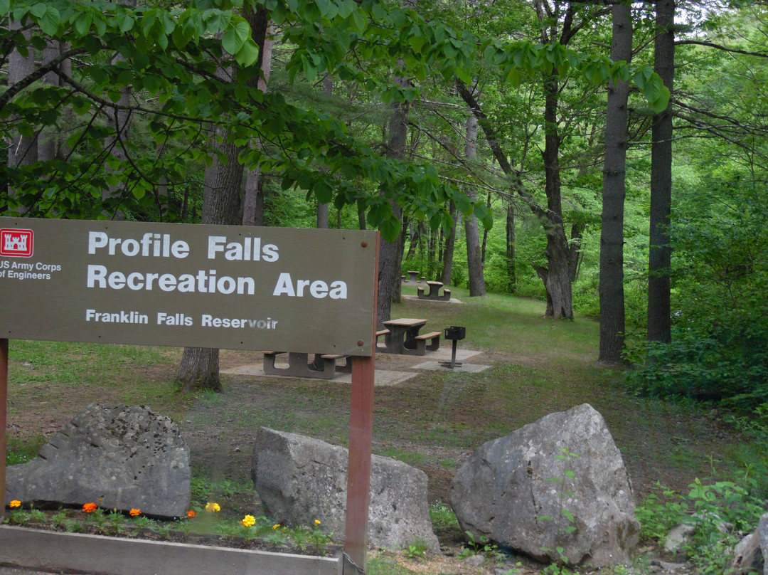 Profile Falls-Bristol必去景点