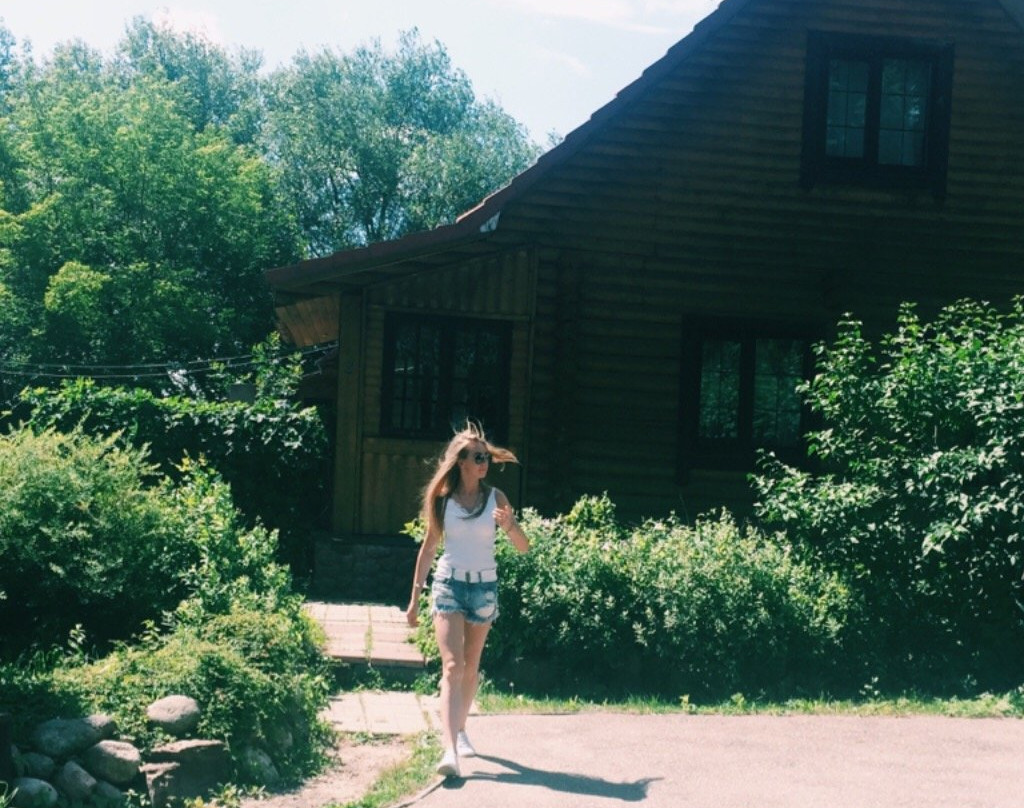 Medvezhi Ozera Park Hotel主图