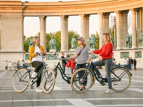 Buda Explorer Tours & Day Trips-布达佩斯必去景点