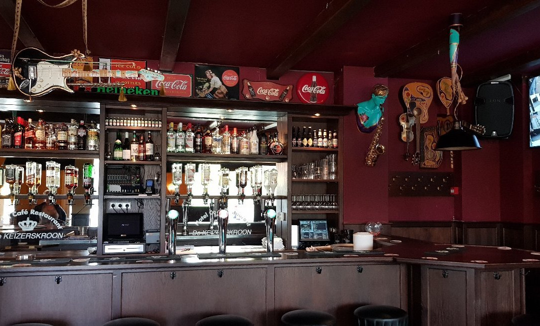 Hotel De Keizerskroon主图