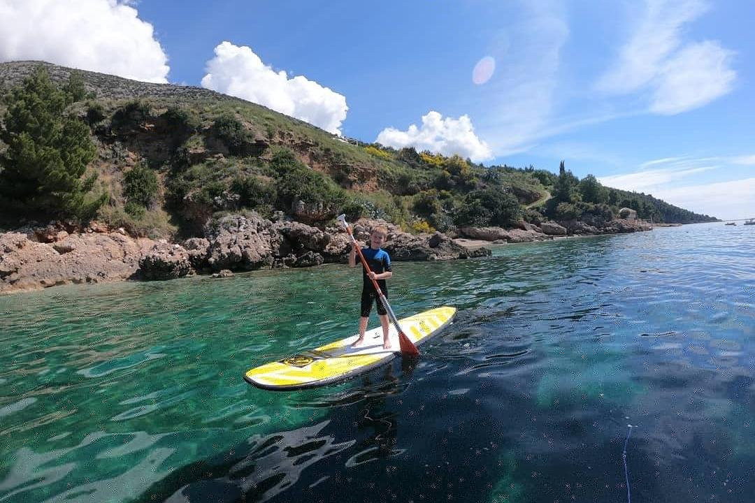 Active Bol windsurfing/kiteboarding景点图片