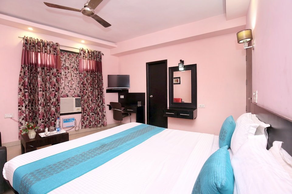 OYO 14657 Hotel Dee Sons-官方