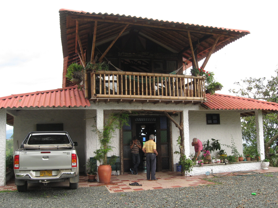 Ulloa酒店住宿-Finca Hostal Campestre La Helena