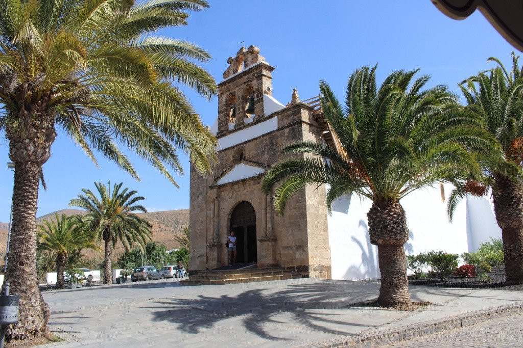 Ajuy旅游景点-Ermita de la Virgen de la Pena