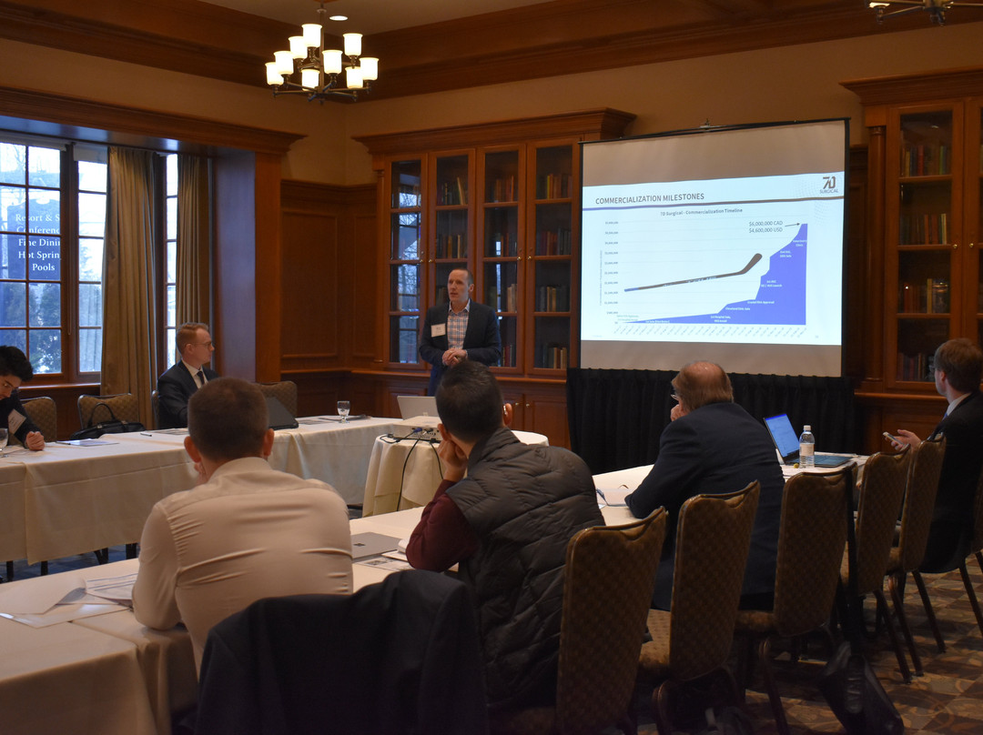 Pillar and Post主图