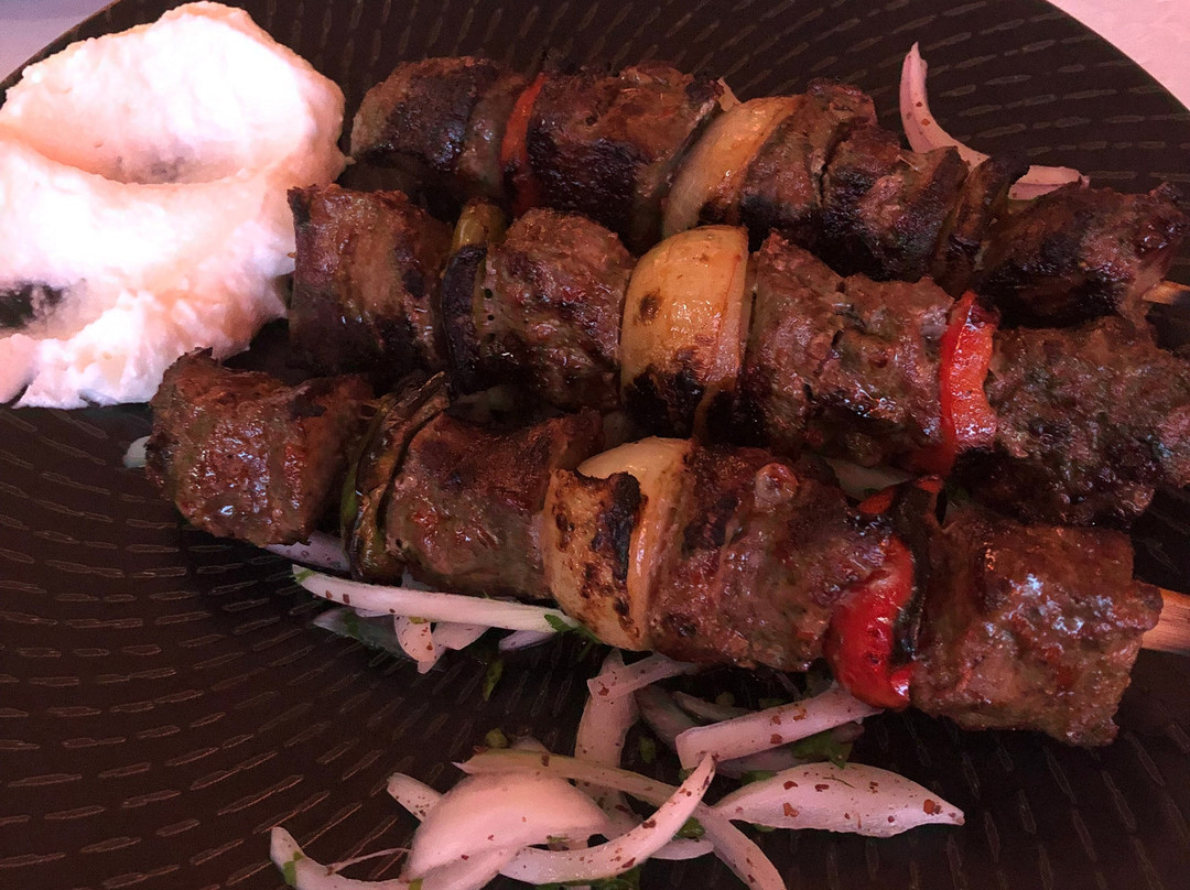 Naa Naa Restaurant and Cafe