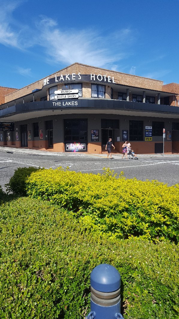 The Lakes Hotel, The Entrance-官方