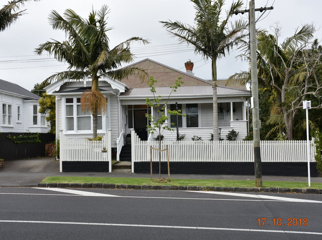 亚当公园住宿加早餐酒店主图