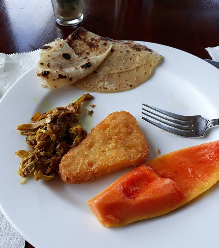 塔努阿海滨酒店主图