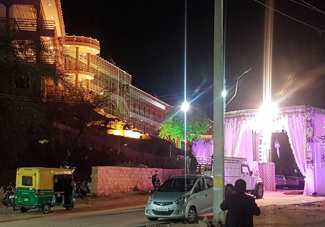 Lake View Hotel & Resort主图