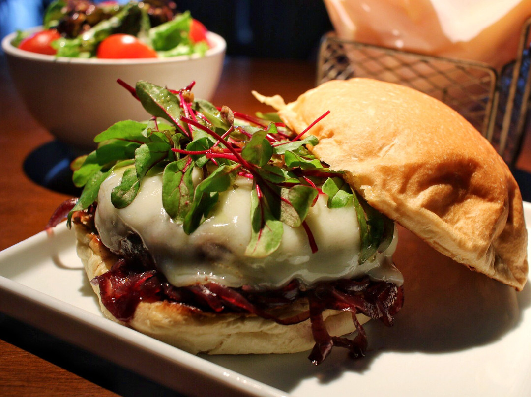 Paulista Burguer & Bar