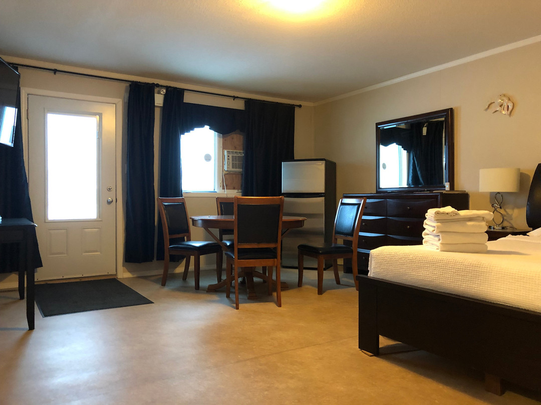 Fort Simpson酒店住宿-Fort Simpson Lodging