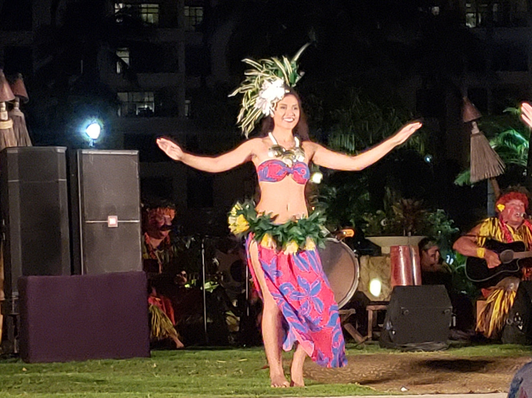 Fia Fia Luau-考普雷必去景点