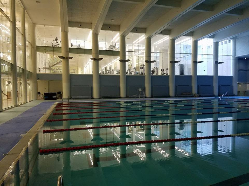 YMCA三重门酒店主图