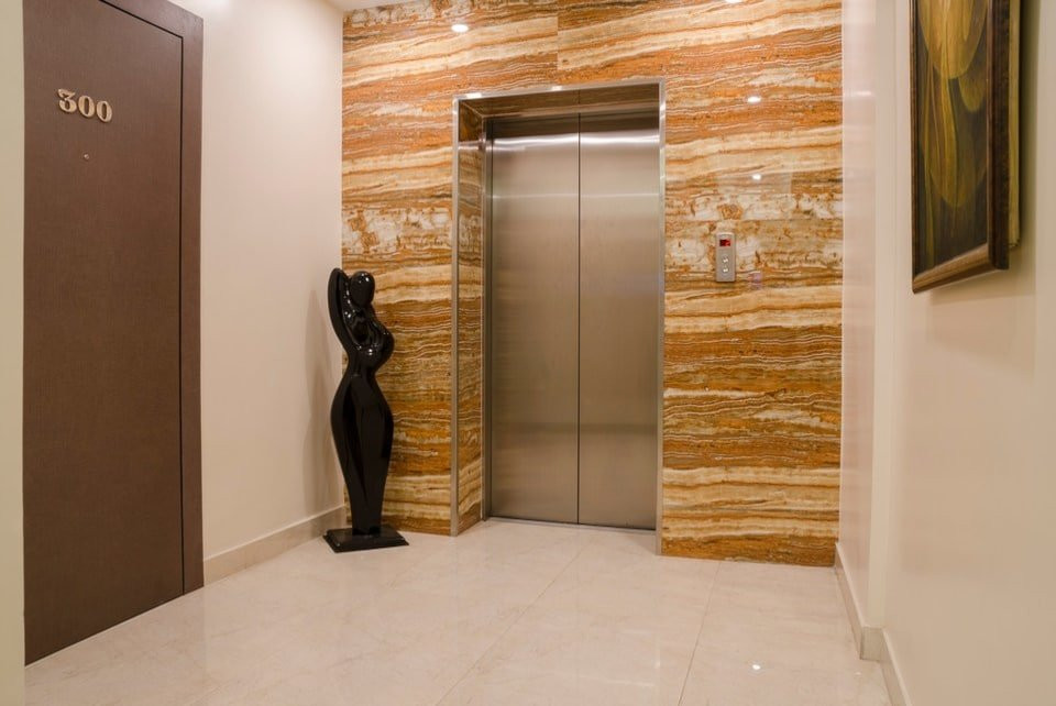 Capital O 11617 The Grace主图