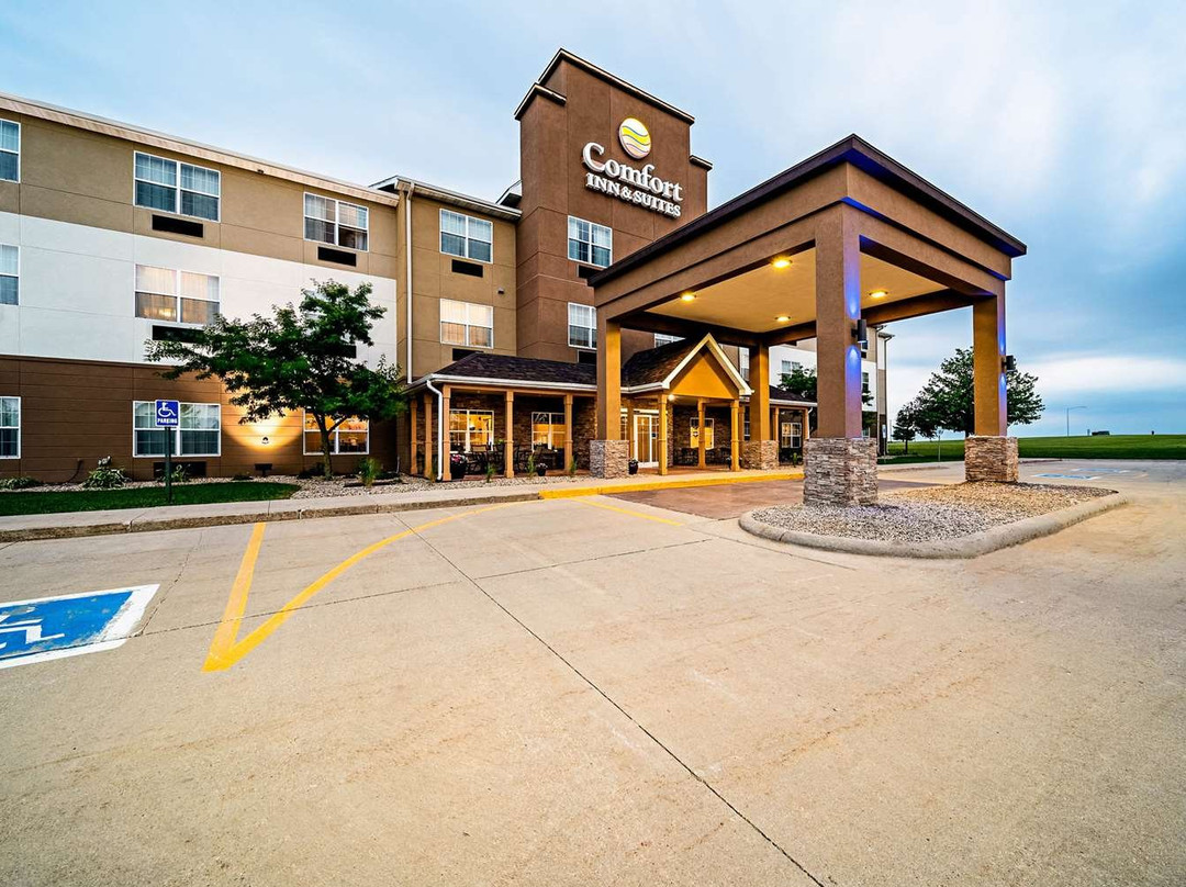 Comfort Inn & Suites Independence主图