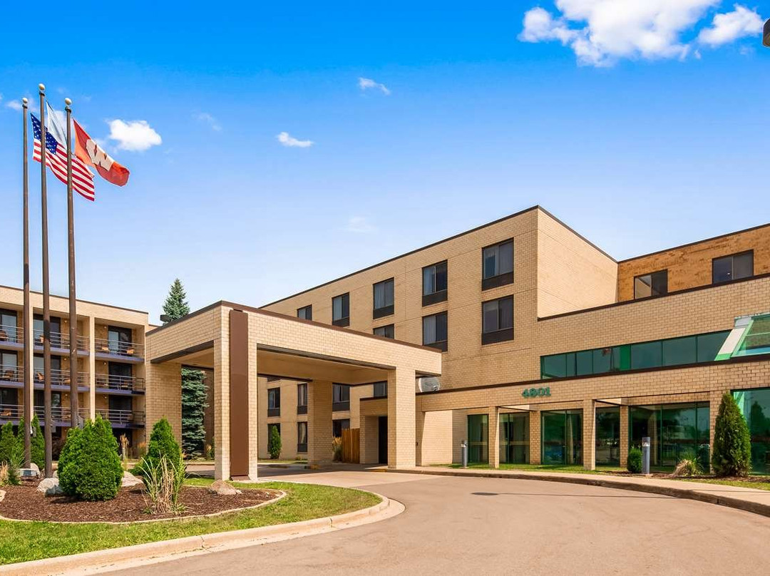 Best Western East Towne Suites主图