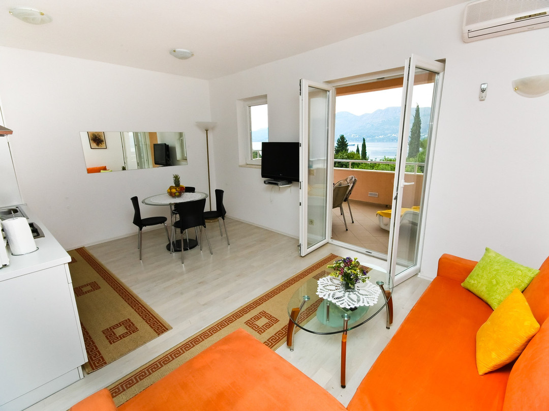 Apartments Villa Ana