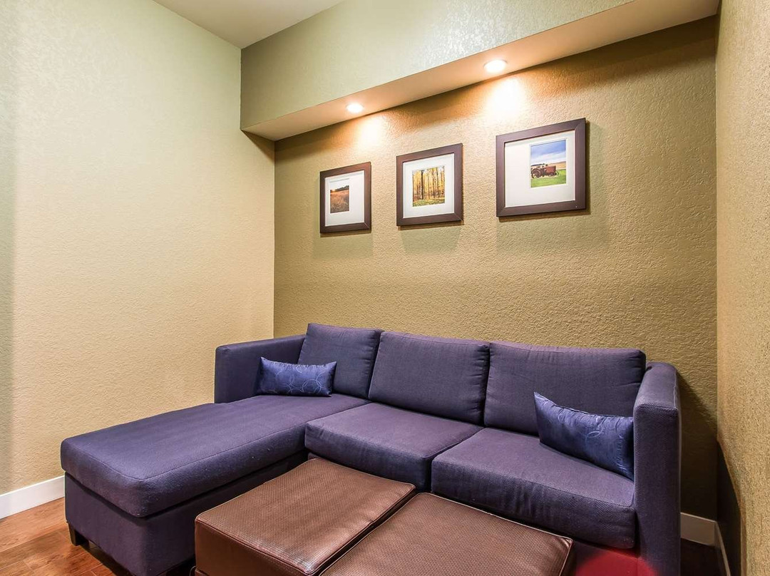 Comfort Suites Mattoon主图