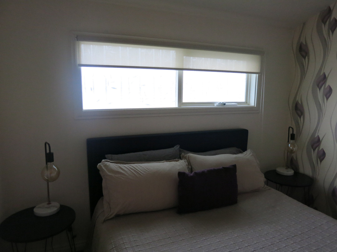 By The Seaside主图