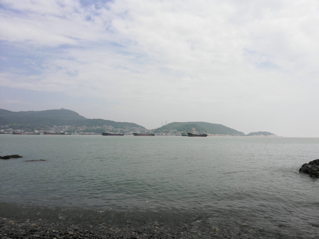 乌石砾滩-舟山市必去景点
