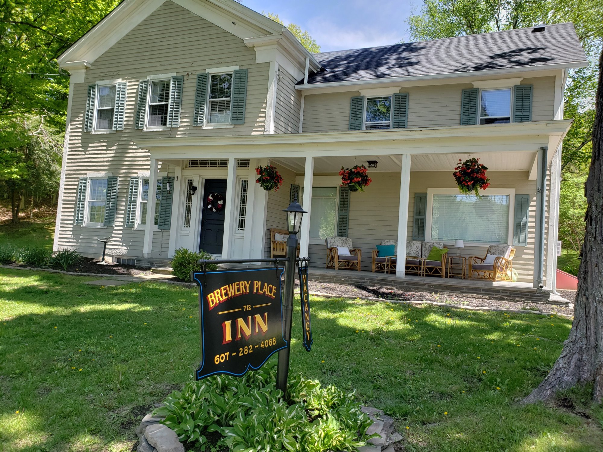 Brewery Place Inn-官方