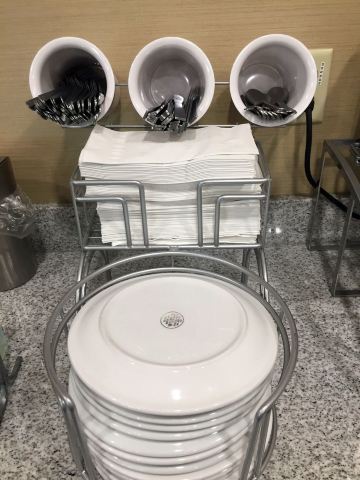 舒适套房酒店-北肯塔基-餐饮