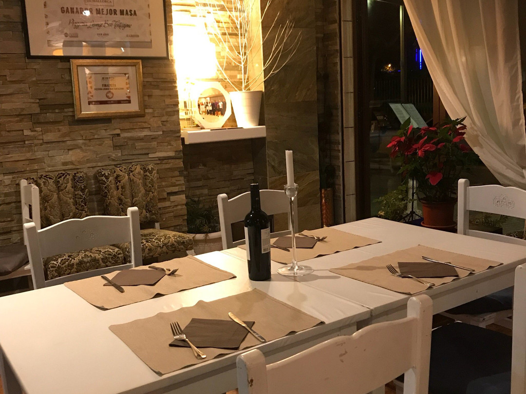 Ciudad Jardin餐馆和美食-Pizzería Tentazione