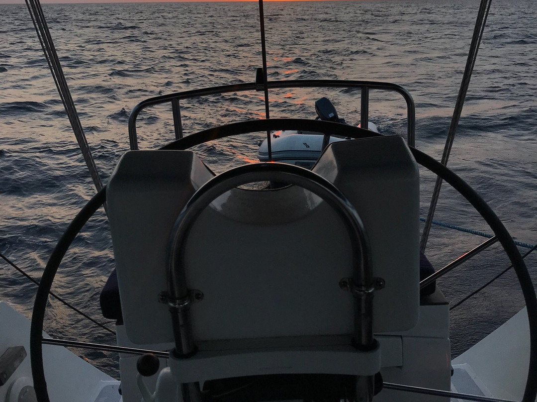 Stargazer Sailing Charters-长滩岛必去景点